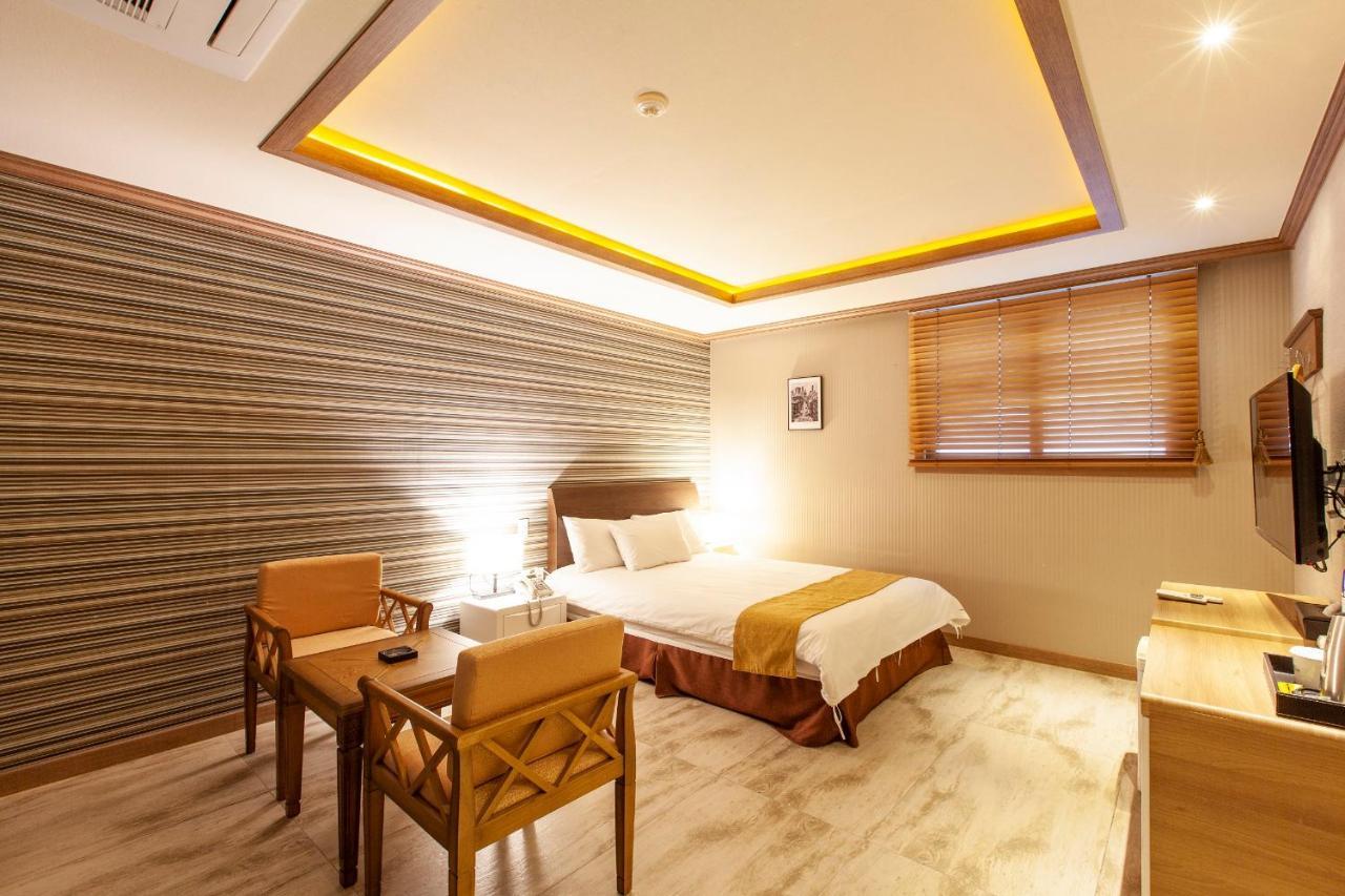 Sahara Hotel Jeju Exteriör bild