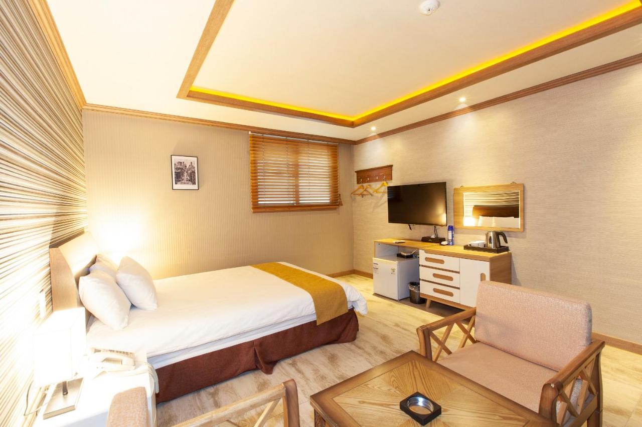 Sahara Hotel Jeju Exteriör bild